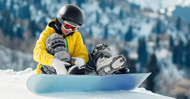Jaka długość snowboardu do wzrostu? Wybierz idealną deskę dla siebie